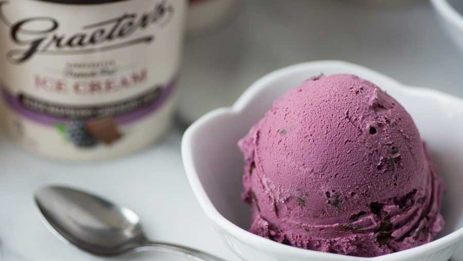 Graeter's Black Raspberry Chocolate Chip ice cream