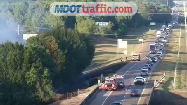 Grass fire causes traffic delay on I-220 near Highway 49 North - Vimarsana News