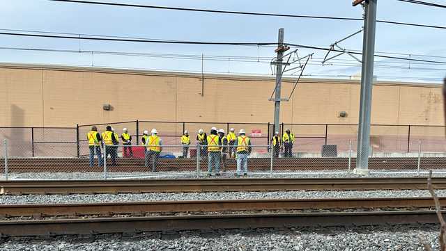 Signal problem disrupts MBTA service on Green Line - Vimarsana News