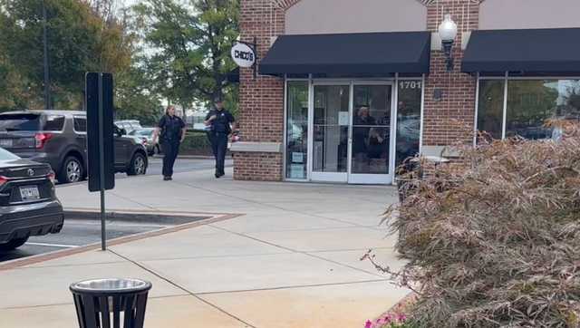 Greenville: Shops at Greenridge assault - Vimarsana News