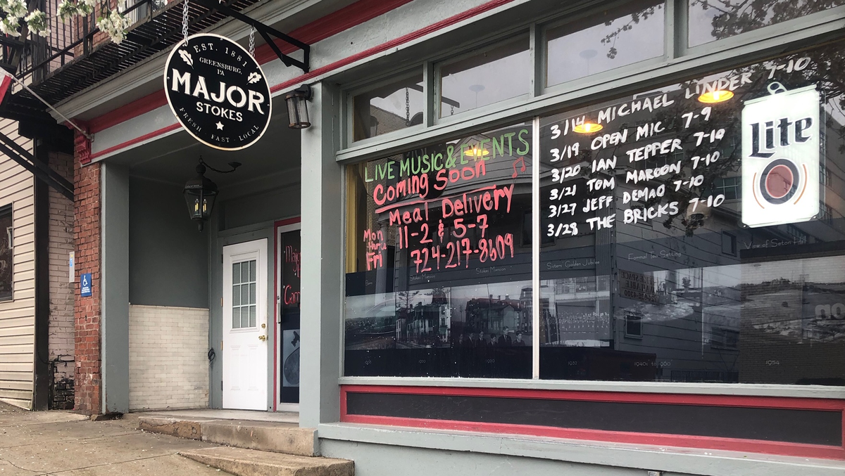 Greensburg bar offering free meals to help community