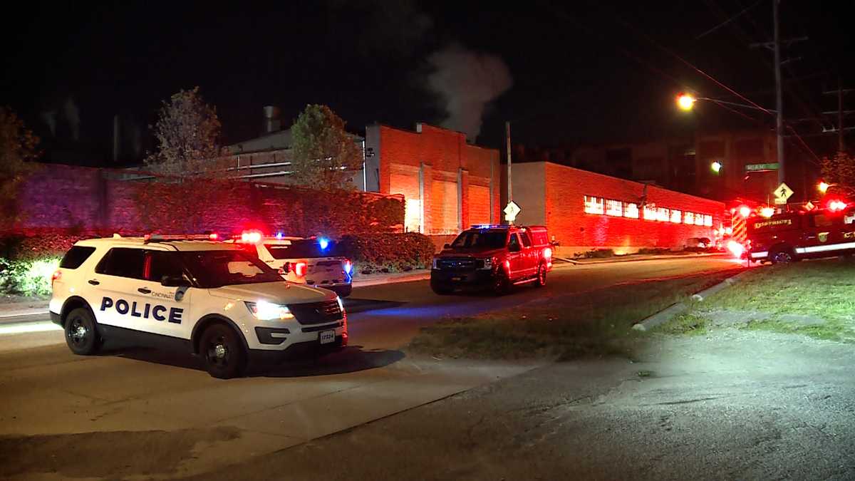 Cincinnati crews respond to fire at recycling plant in Linwood