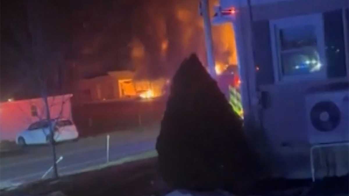 Investigators say there were no gunshots during Lewiston house fire