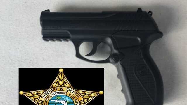 Okeechobee County: Elementary school SROs find child with BB gun - Vimarsana News