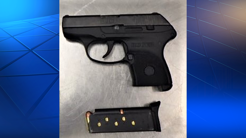 Gun found in bag at Pittsburgh International Airport security