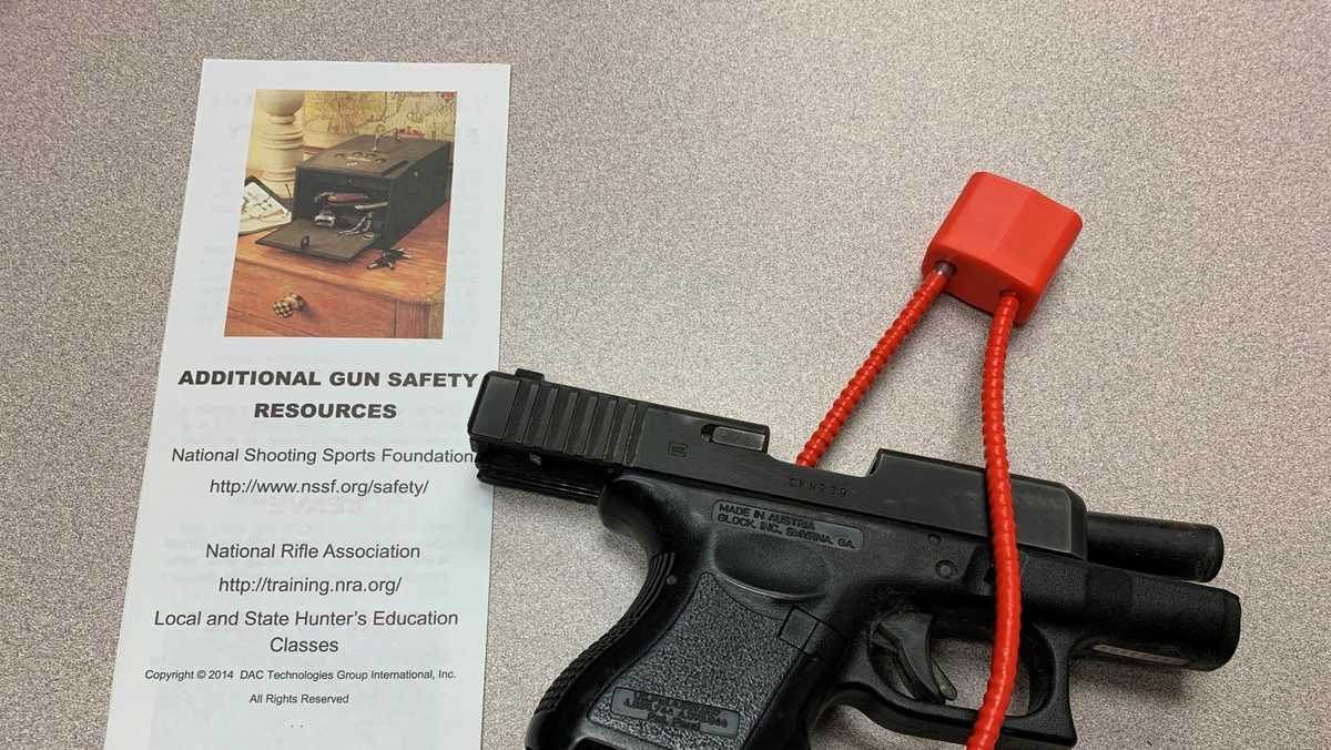 Pittsburgh police providing free gun locks