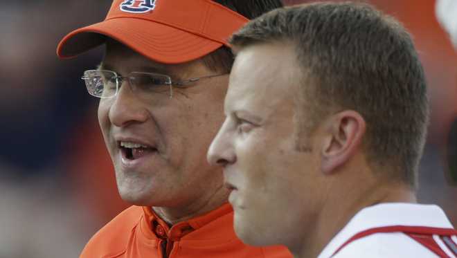 Auburn hires Boise State's Bryan Harsin as new head football coach Auburn hires Boise State's Bryan Harsin as new head football coach
