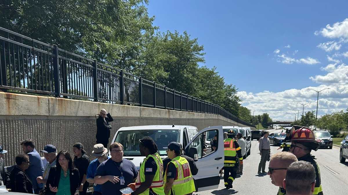 Press vans following VP nominee Tim Walz crash on Wisconsin interstate ahead of Labor Day speech