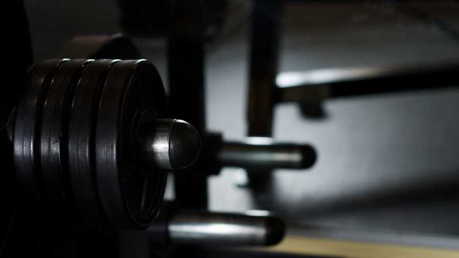 Tips from a local bodybuilder to help stick to your 2026 health goals — that don't involve the gym