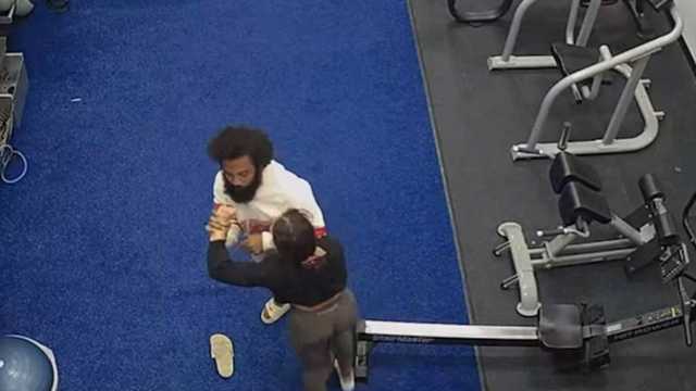 Terrifying video shows Florida woman fighting off attacker at gym - Vimarsana News