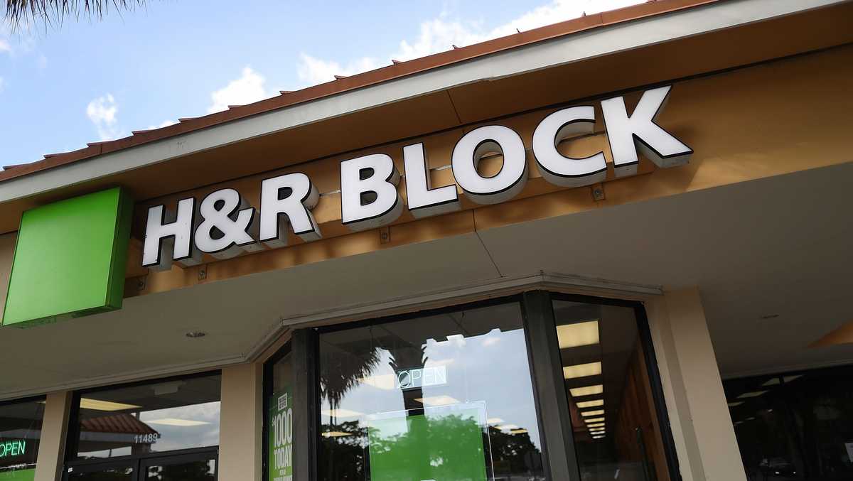 h and r block near me hours
