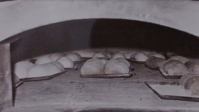 Hahn Bakery in Middle Amana, Iowa, closing after 150 years - Vimarsana News