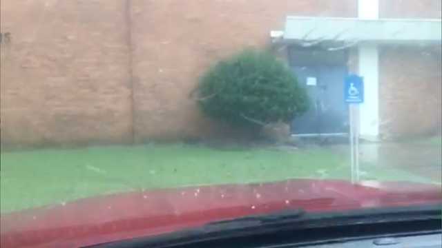 Hailstorm pops up in metro - Vimarsana News