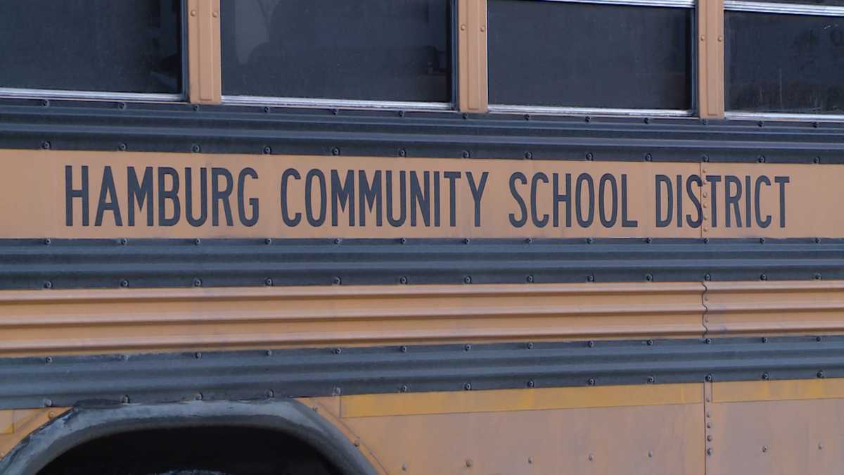 'We need a high school' Hamburg to ask State of Iowa for reaccredidation
