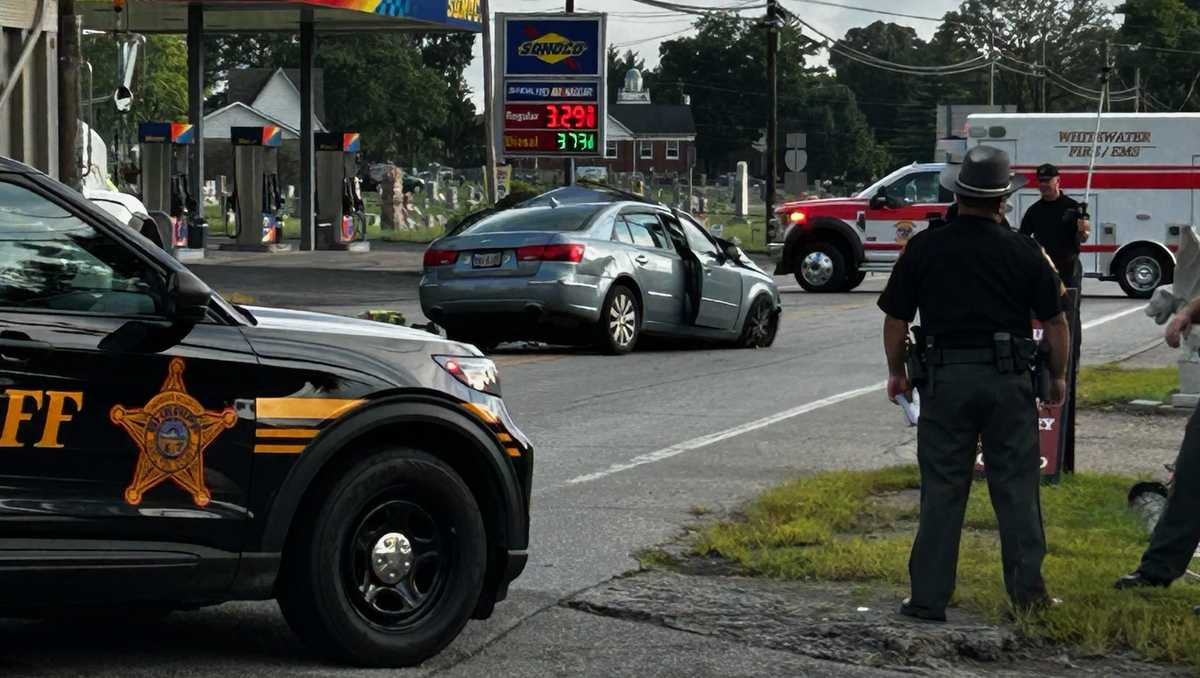 1 person dies in Cleves crash with dump truck