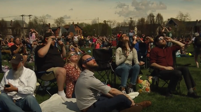'I feel so blessed': Viewers grateful for solar eclipse path through Hamilton - Vimarsana News