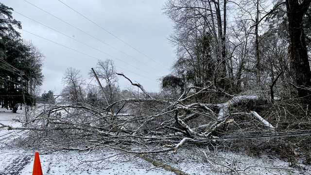 Snow adds to dangerous conditions in Marion County - Vimarsana News