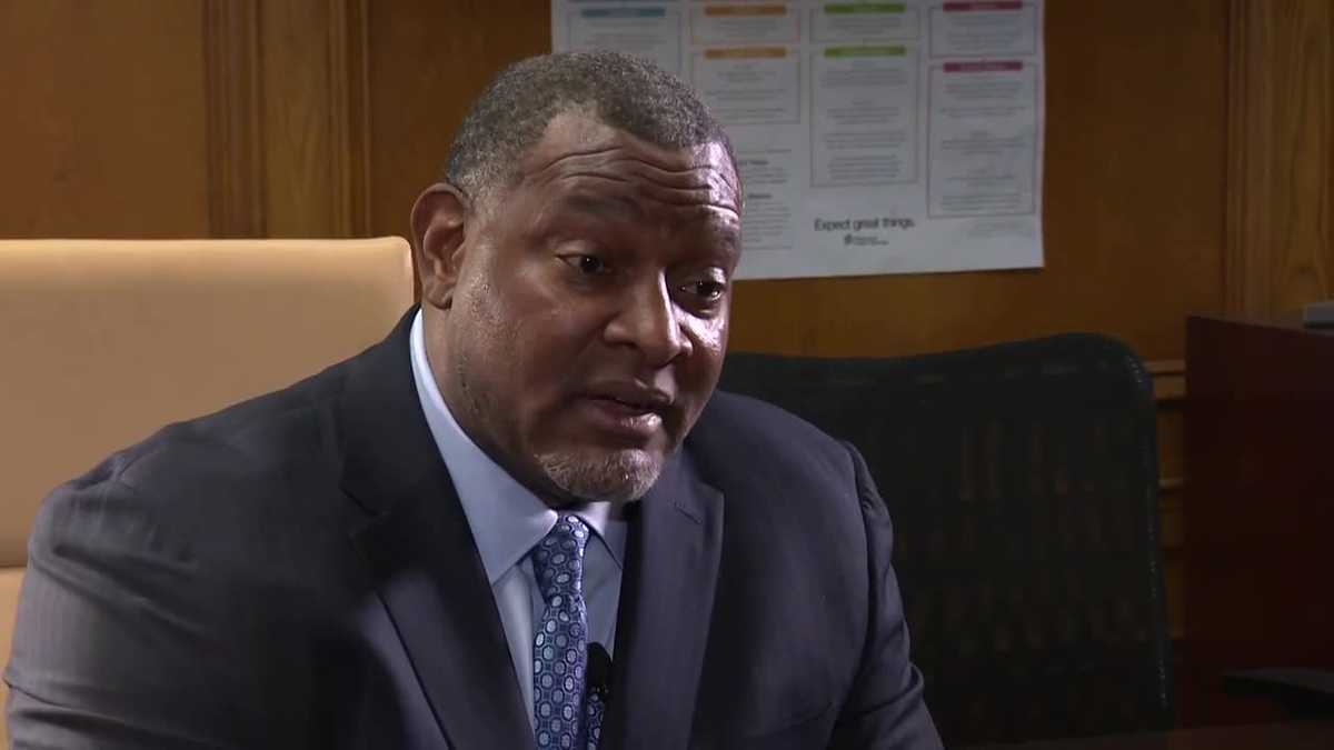 Pittsburgh schools superintendent sends letter to staff following