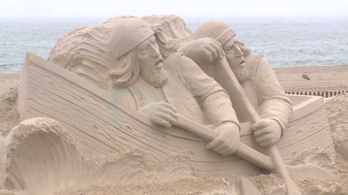 Annual Hampton Beach sand sculpting competition underway