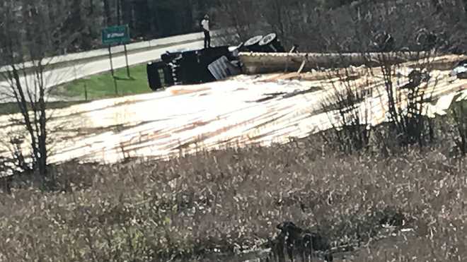 Exit ramp to I-95 in Hampton reopened after tractor-trailer rollover