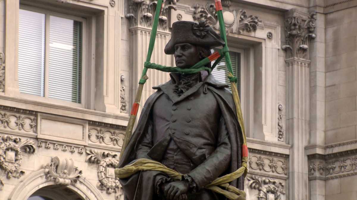 Photos Washington statue returned to downtown location