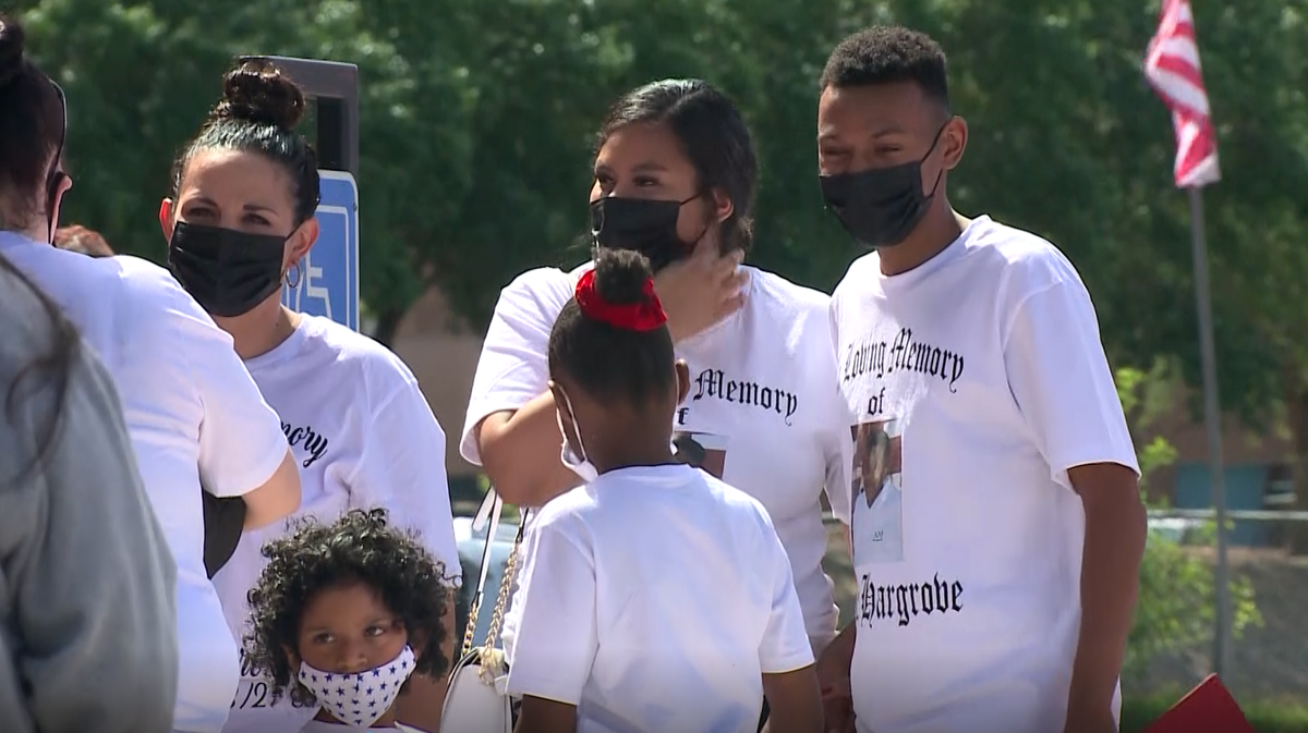 Gun violence awareness group paints murals after Bennie Hargrove ...