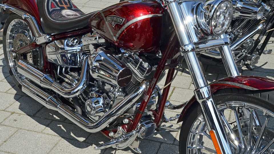 HarleyDavidson to cut 200+ jobs