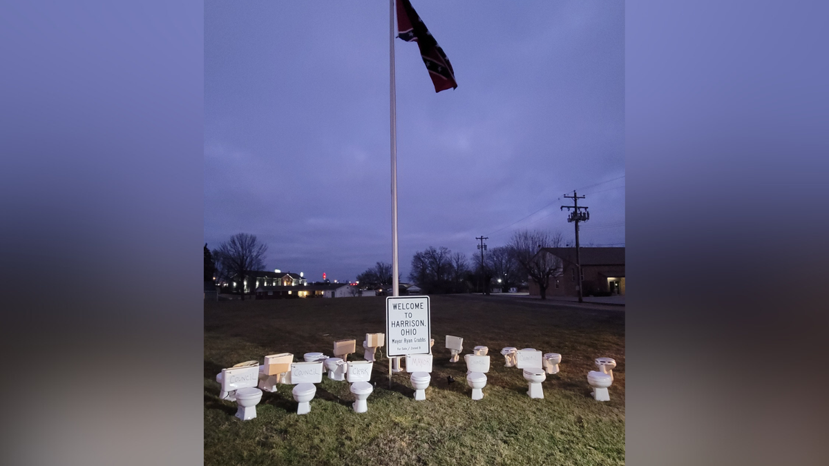 Confederate flag flying near Harrison welcome sign now surrounded by ...