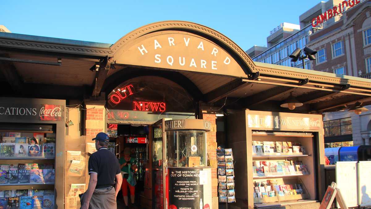 Iconic Harvard Square business clears out ahead of last day