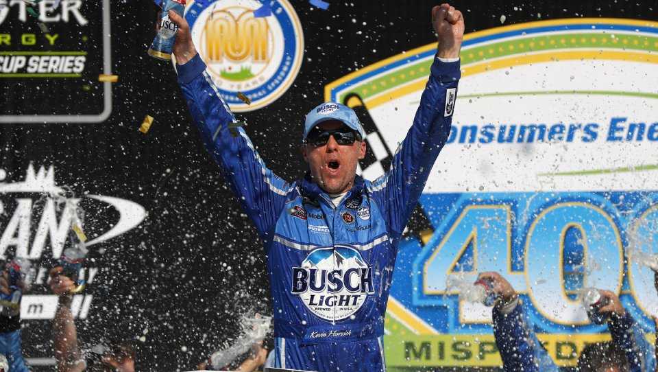 Kevin Harvick wins at Michigan, 7th win of year