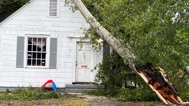 Dozen homes damaged by storms in Copiah County - Vimarsana News