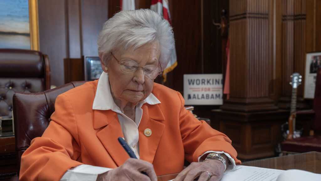 Alabama Gov. Kay Ivey undergoes procedure to remove fluid near lung