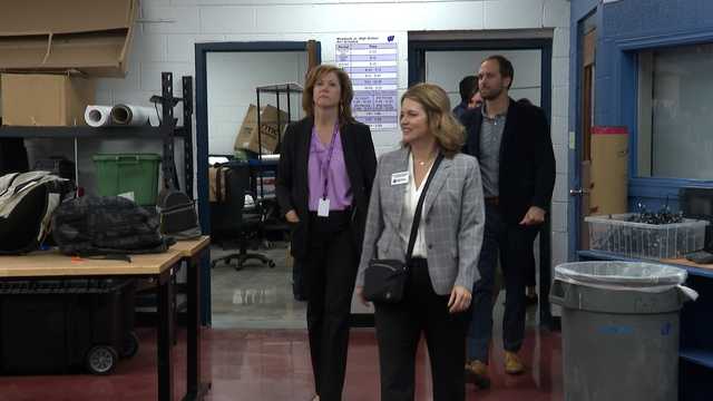 Arkansas lawmakers visit several Fayetteville Public Schools - Vimarsana News
