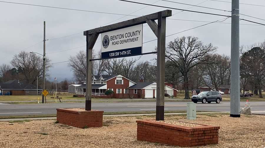 Benton County road crews prepare for possible weekend flooding
