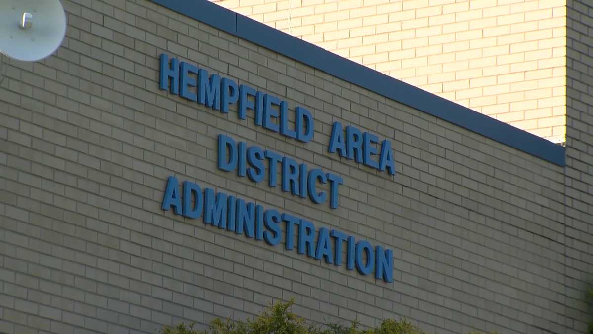 Hempfield Area School District superintendent resigns