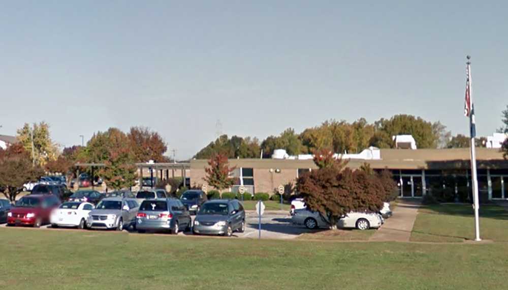 Upstate elementary school locked down after person tries to get in