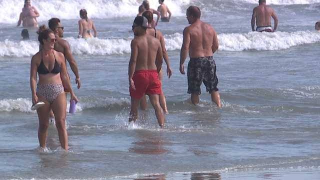 Hilton Head Island: Shore Beach Service issues beach warning