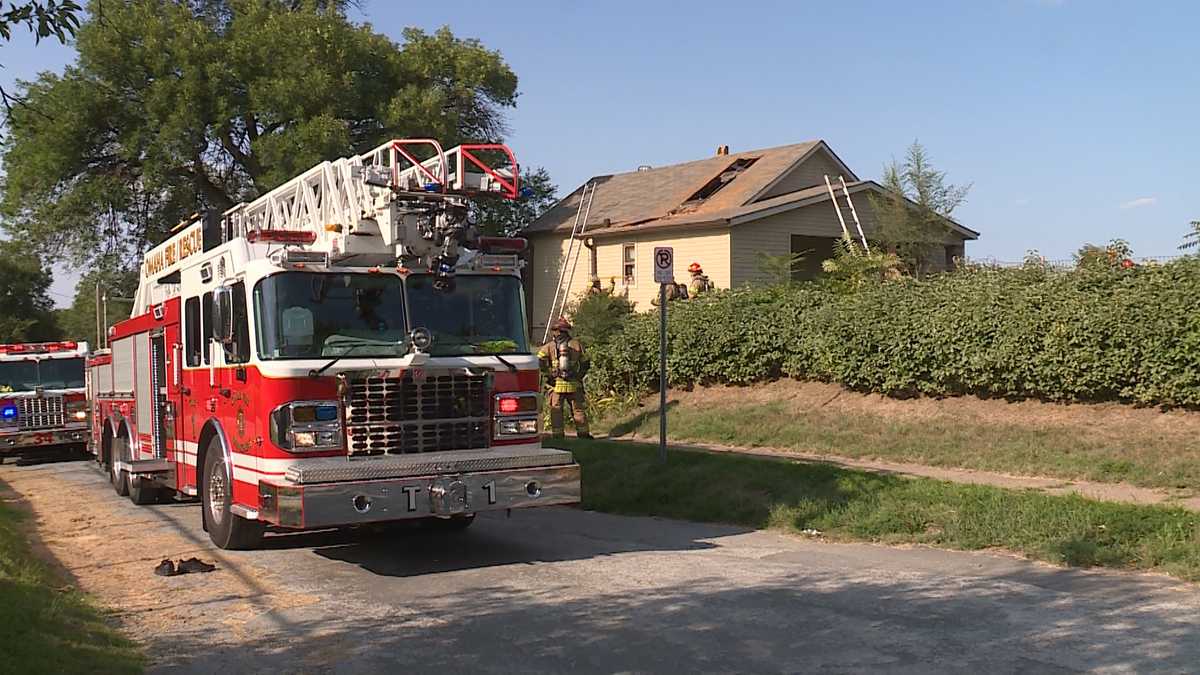 Police arrest two teens for arson after house fire near 5th, Hickory