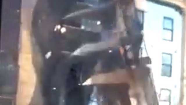 Charleston: Scaffolding collapse caught on camera - Vimarsana News