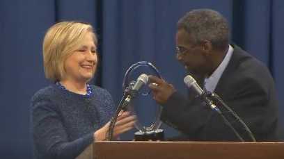 HIllary Clinton receives award in Selma