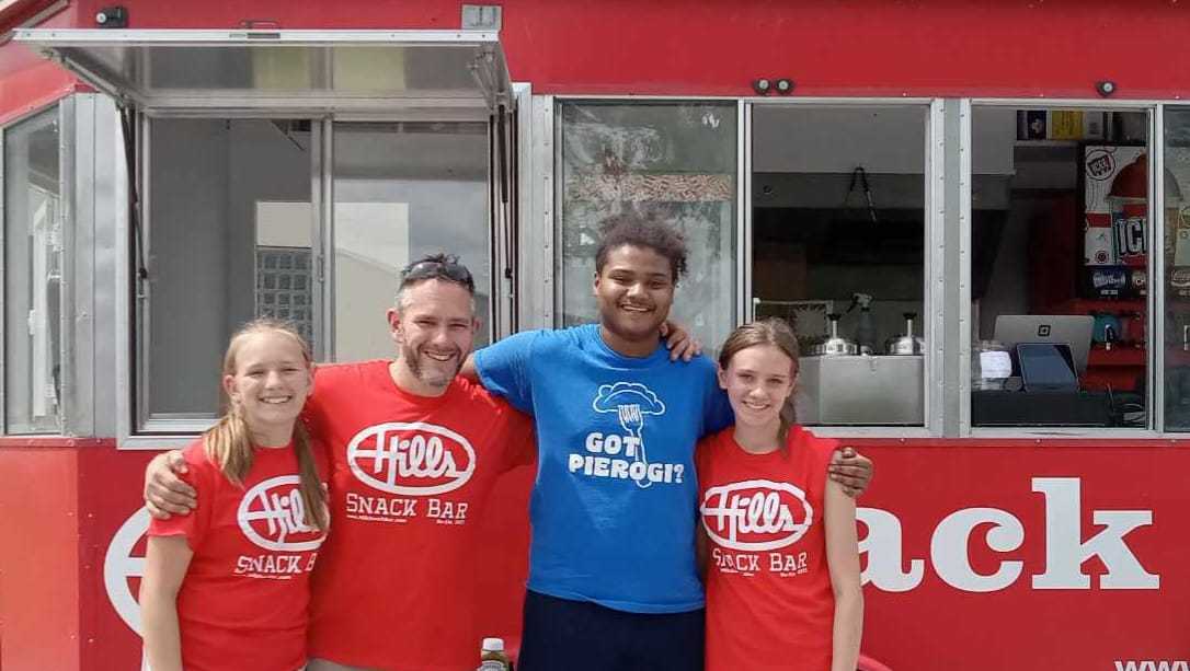 hills-snack-bar-food-truck-launches-in-independence-township