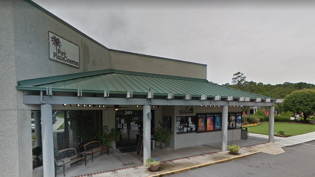 Hilton Head theater closed by coronavirus moving movies online