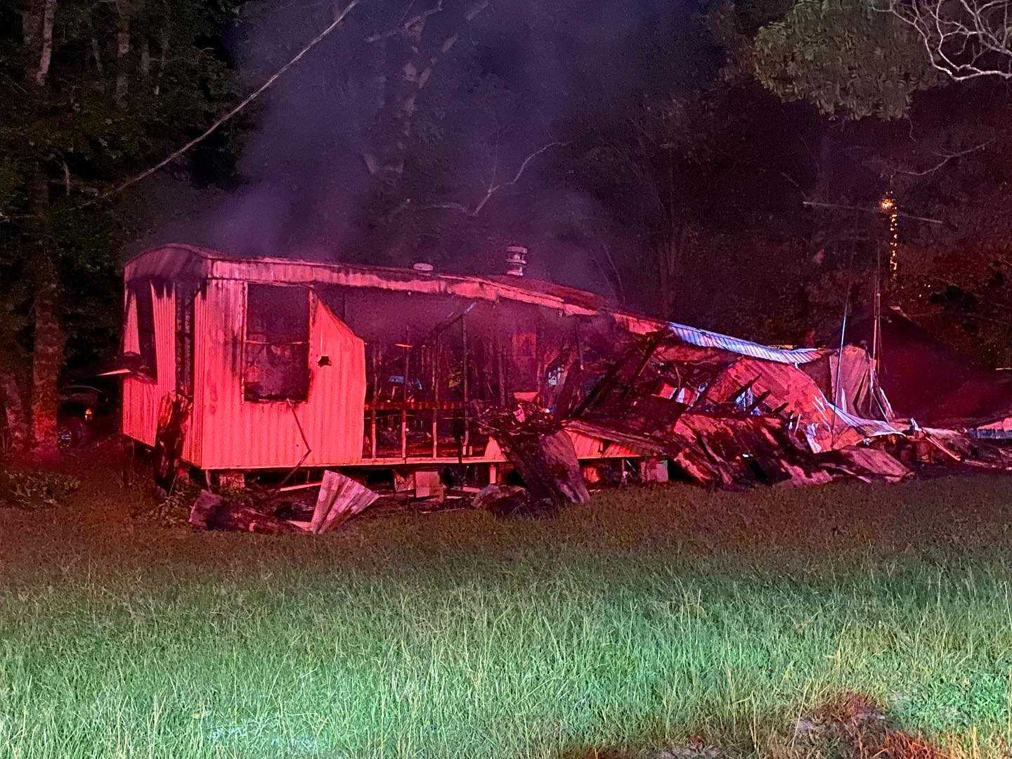 Fire Destroys Mobile Home In Hinds County