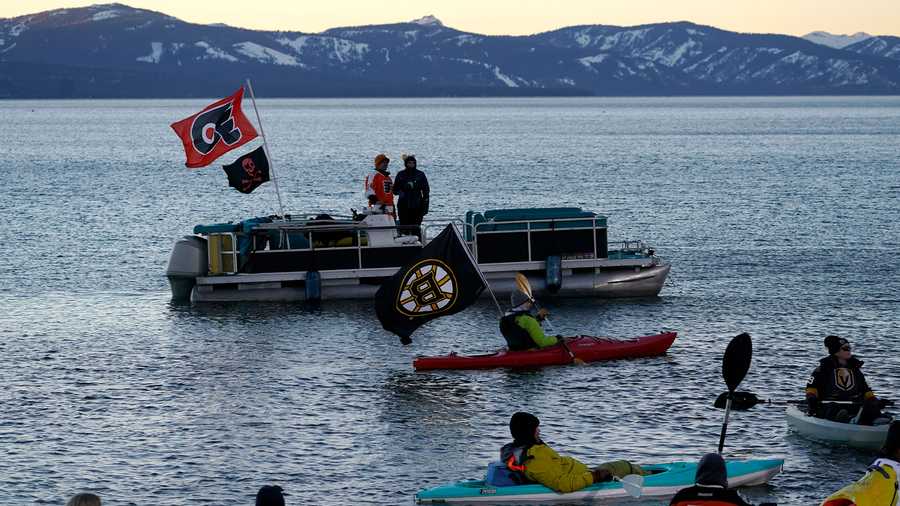 Flashing neon ski fashion from the '90s, the Bruins arrived in style for  their outdoor game at Lake Tahoe - The Boston Globe