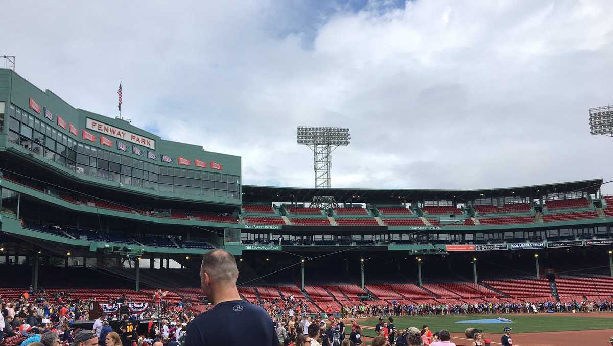 Thousands take part in annual Run to Home Base at Fenway