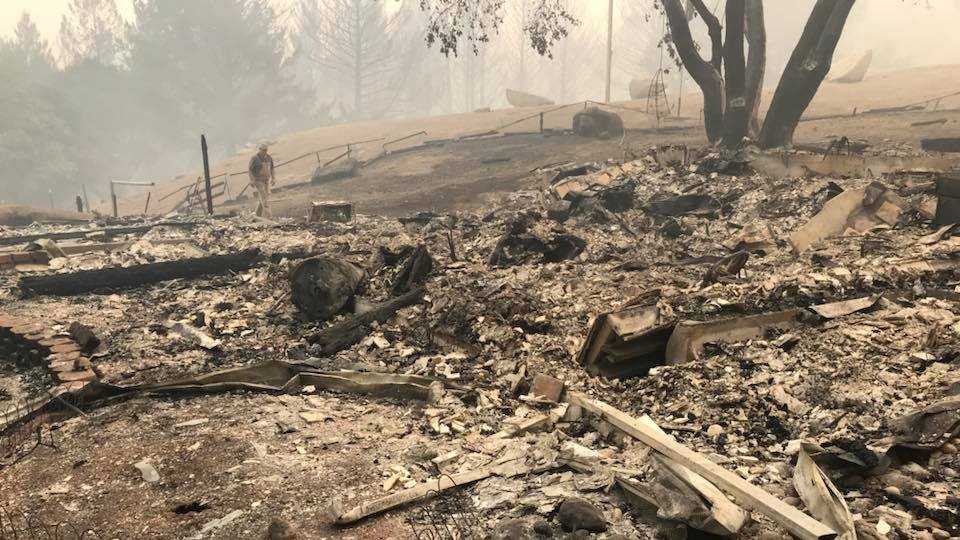 Arrests made in Sonoma County as fire evacuees return home