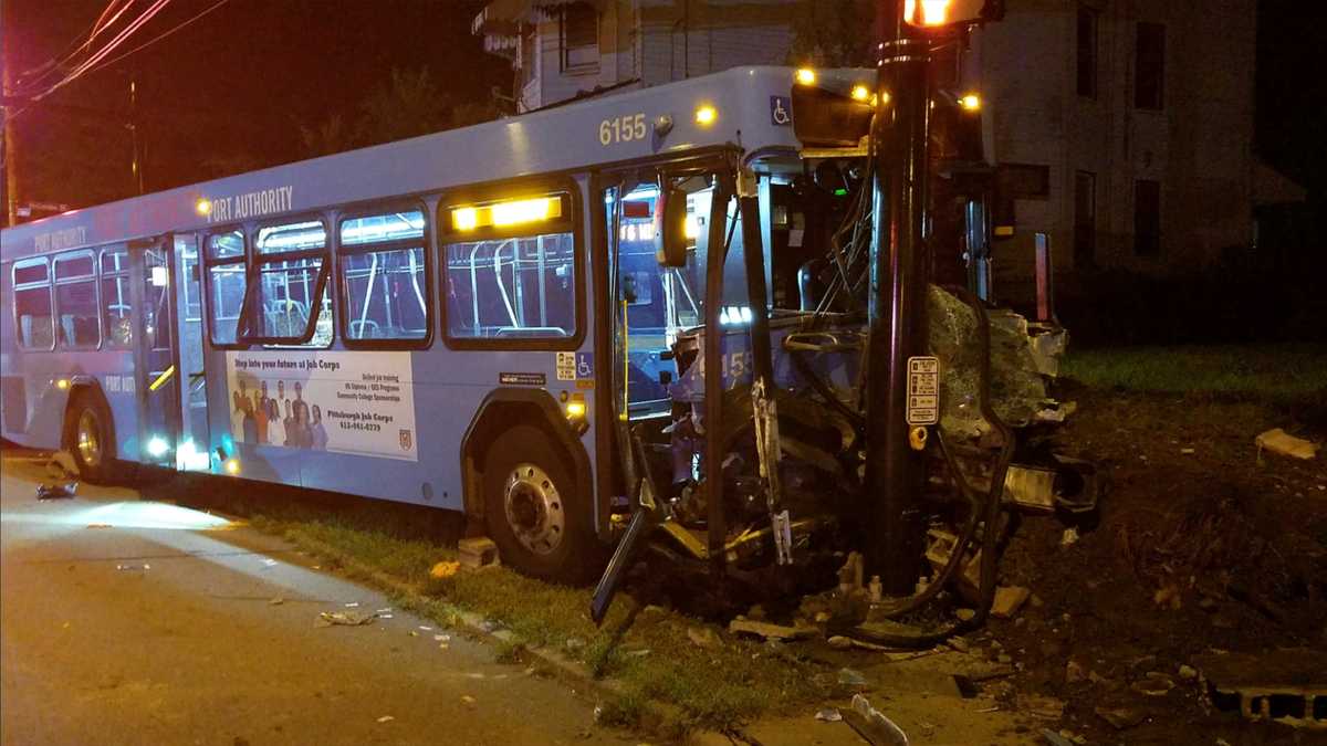 PAT bus driver critically hurt in headon crash with SUV in Homewood
