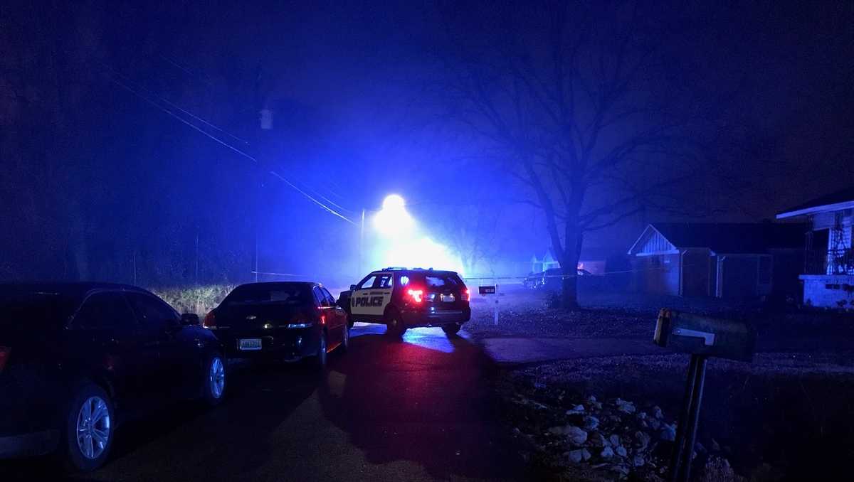 Birmingham man found shot in car dies at hospital
