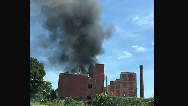 Anderson County: Fire at old mill sends black smoke rising - Vimarsana News