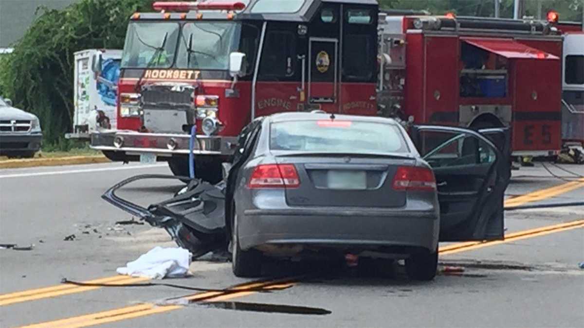 2 seriously hurt in Hooksett crash